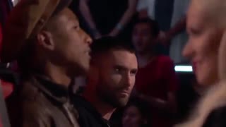 The Voice 2016 Blind Audition - Shalyah Fearing: "What Is Love