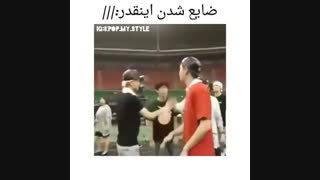ضایع شدن چانیول اخییی بمیرم براش