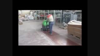 کاربرد دستگاه زمین شوی-اسکرابر-در پاکسازی کارخانجات