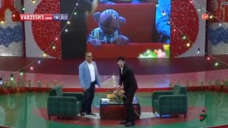 هدیه عجیب جناب خان به سردار آزمون