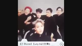 EXO DO & Chanyeol funny moment,