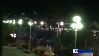 2 کیلومتر با ماشین سنگین بر روی مردم در فرانسه