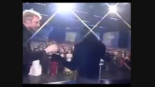 شایعه پرتاب بچه از بالکن!!!!