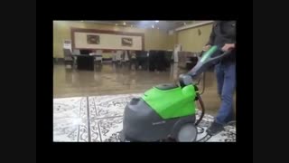 شستشوی کف تالار ها با دستگاه های پیشرفته زمین شوی-اسکرابر