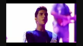 اجرای زنده آهنگ ماه عسل  فرزاد فرزین