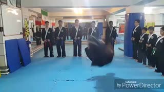 هاپکیدو - افت بی دست 180 درجه - استاد نقیبی و هنرجویان