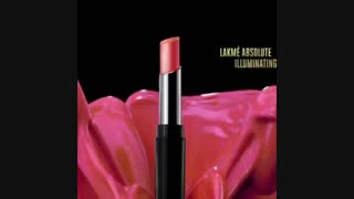 تبلیغ کارینا کاپور برای رژ لب