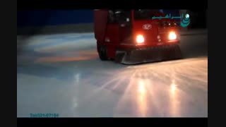 سوییپر ,  جاروی محوطه ها , جاروب سرنشیندار , نظافت با دستگاه های نظافت صنعتی