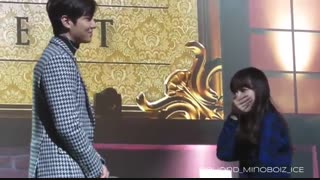 لی مین هو^_^ فن میتینگ سئول،2016*~~lifting hug ~~*