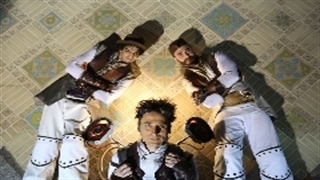 از کار خارق العاده فرانسوی ها تا ماهیگیری بوشهری ها در جلوی تئاتر شهر/ تنور داغ تئاتر در تهران