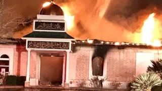 مرکز اسلامیِ شهر ویکتوریای امریکا به آتش کشیده شد