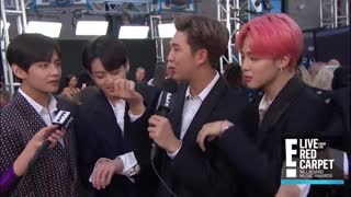 BTS Flaunts Friendship Bracelets From Halsey at BBMAs 2019 - E! Red Carpet & Award Shows - YouTube