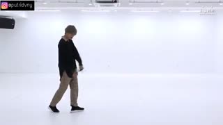 میکس let's kill this love و DNA