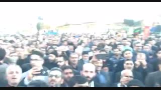 شعارهای مردم انقلابی روستای مزداکتی بابل و واکنش دکتر احمدی نژاد