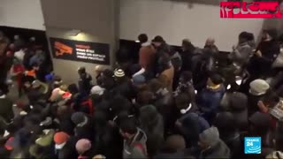 کلیپ اینجا فرانسه، مهد آزادی و نارضایتی مردم(بخش حمل و نقل)