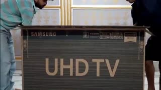 تلویزیون سامسونگ RU7100