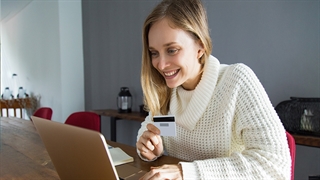 چطور می‌توانیم به کسب درآمد آنلاین برسیم؟ - رسانه موفقیت یوکن