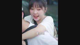 دوست دارم>-<